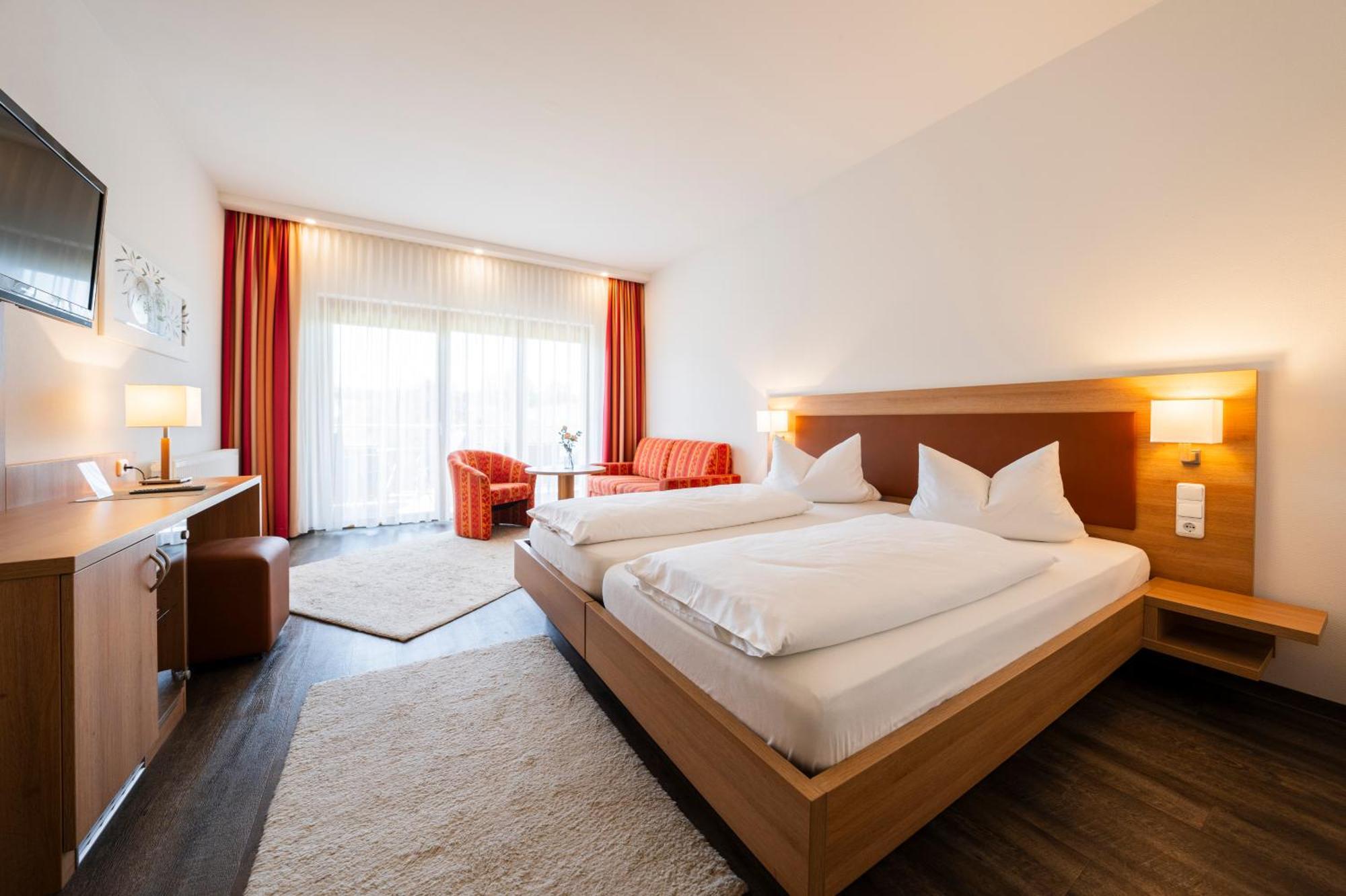 Hotel-Gasthof Rose Oberkirch  Exteriör bild
